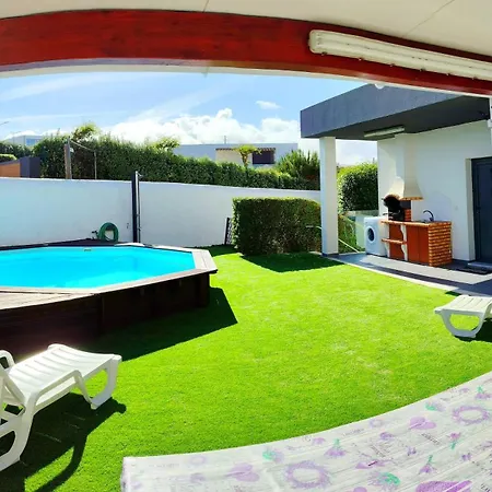 Semesterbostad Peter House *